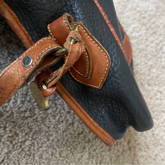 Vintage 90s Dooney & Bourke Off Black and Brown Messenger Bag with Flap Closure - Picture 11 of 11